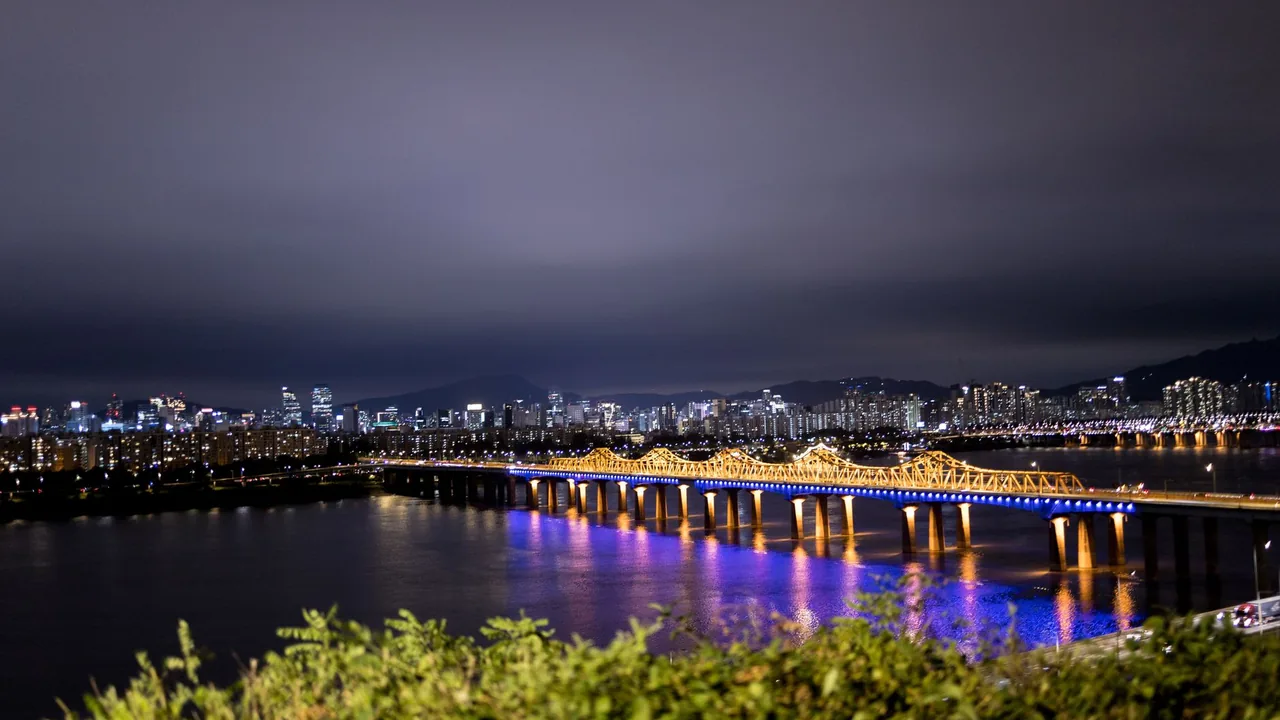 Seoul Running and Walking Courses Along the Han River (2026) — The Han River, Seoul